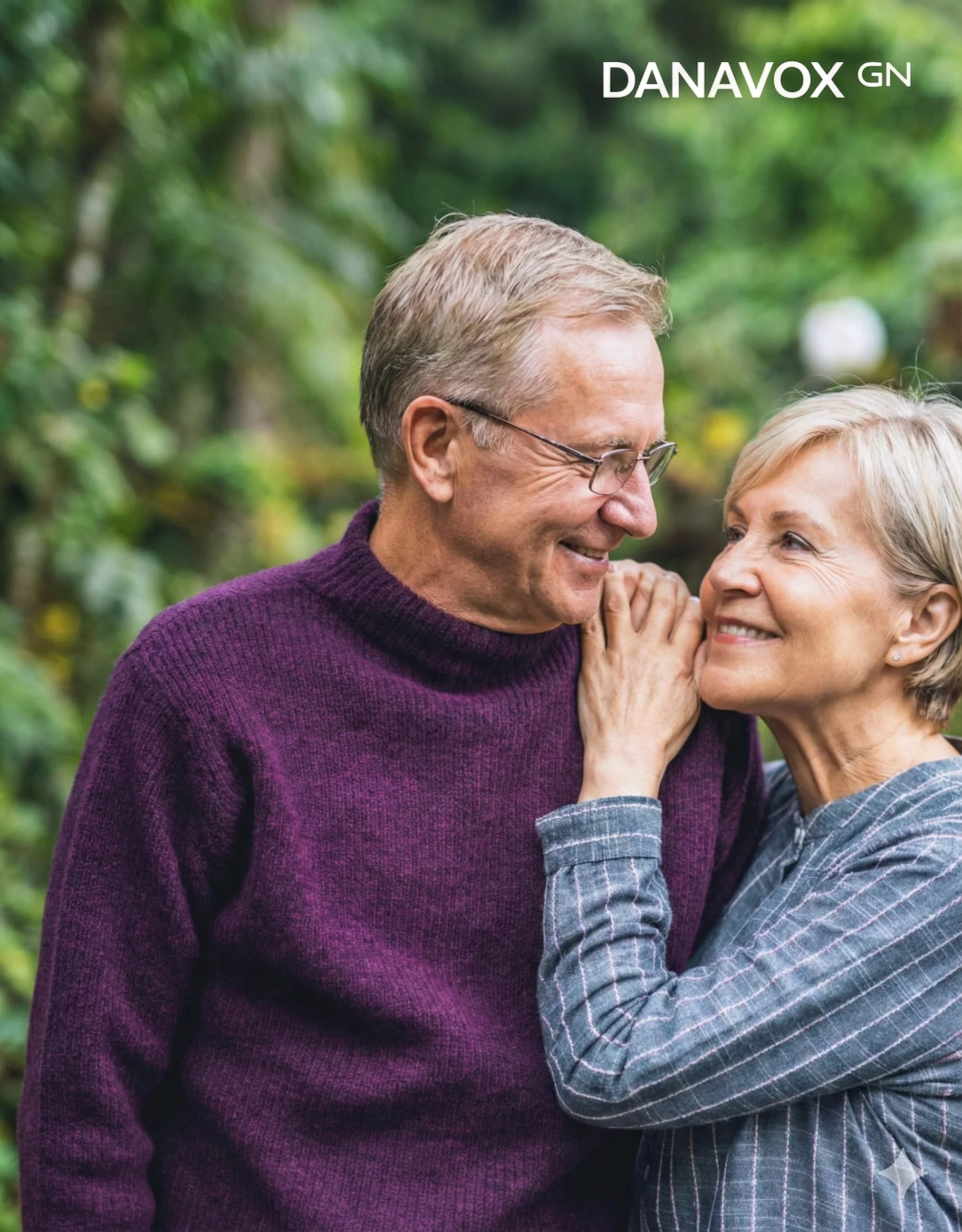 Par uživa zvoke življenja z Danavox slušnimi aparati